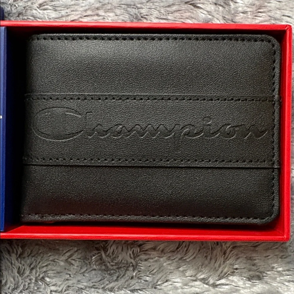 Men’s Champion Wallet